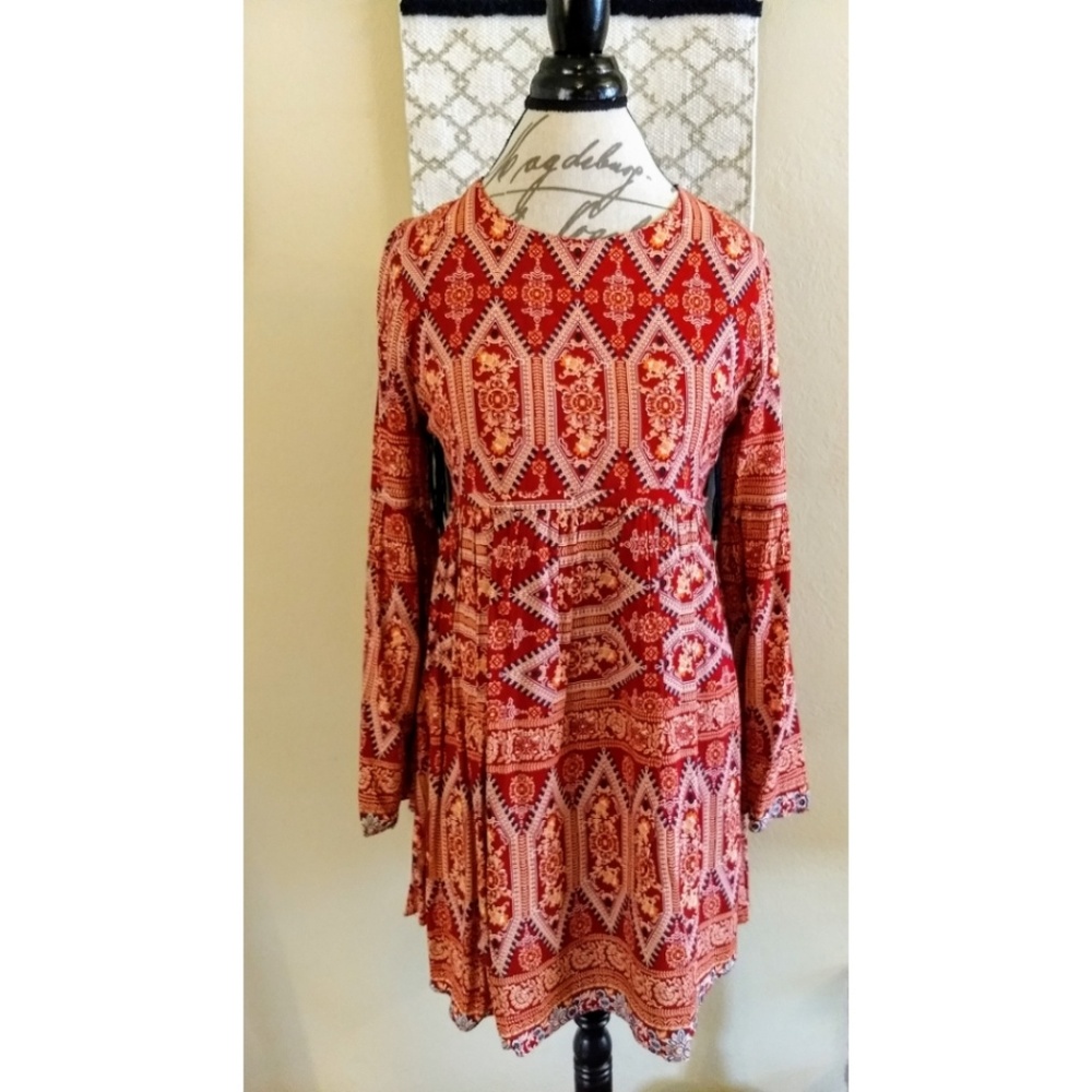 Sugarlips Vibrant Mini Dress